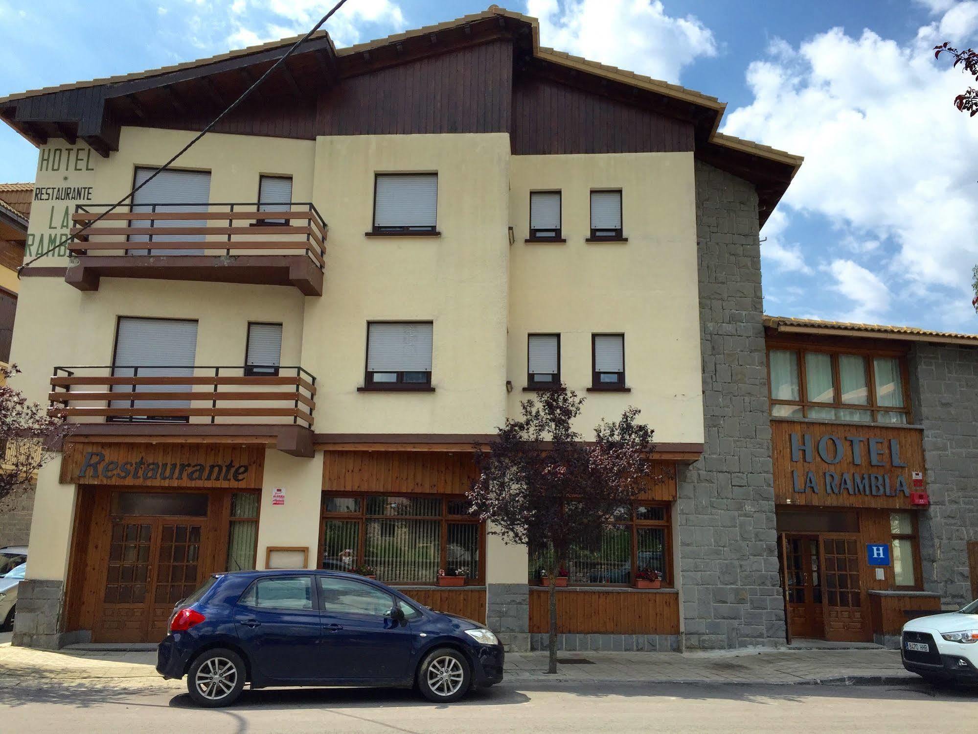 Hotel La Rambla Biescas  Exterior foto